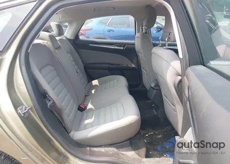 2013 Ford Fusion S z USA, uszkodzony, nr VIN 3FA6P0G7XDR181144